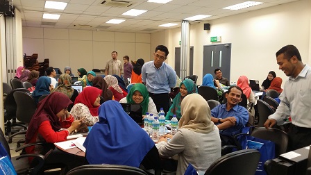 Some of the lecturers and students who are involved in â€œKerjasama Pintar MeSTI BKKM-UPM 2016â€ programme undergoing a comprehensive training provided by BKKM